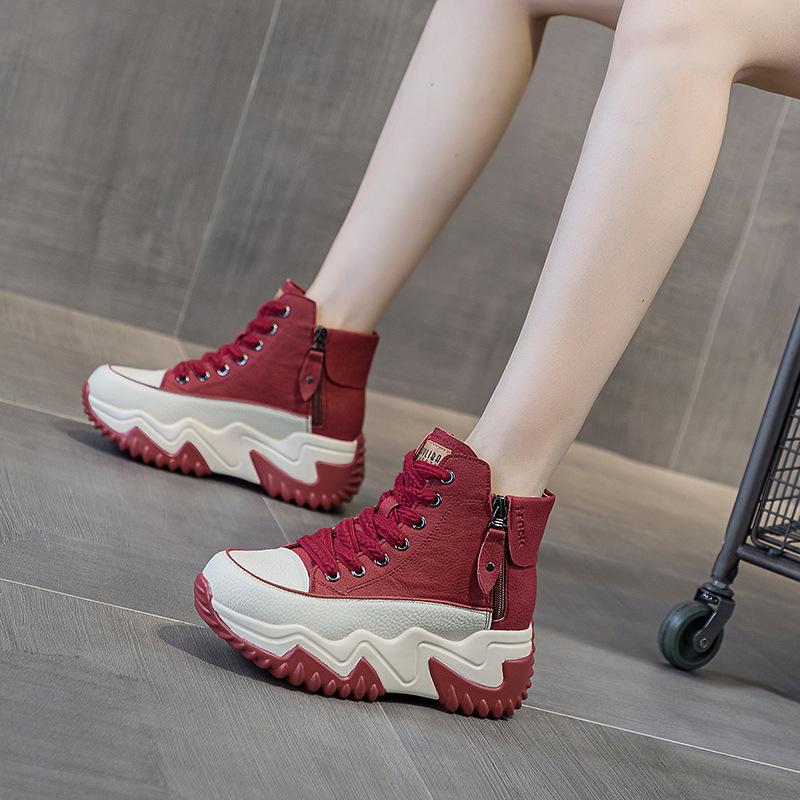 Douyin Internet celebrity bursting board inside heightening dad shoes women 2025 new versatile Korean version platform dad shoes student shoes