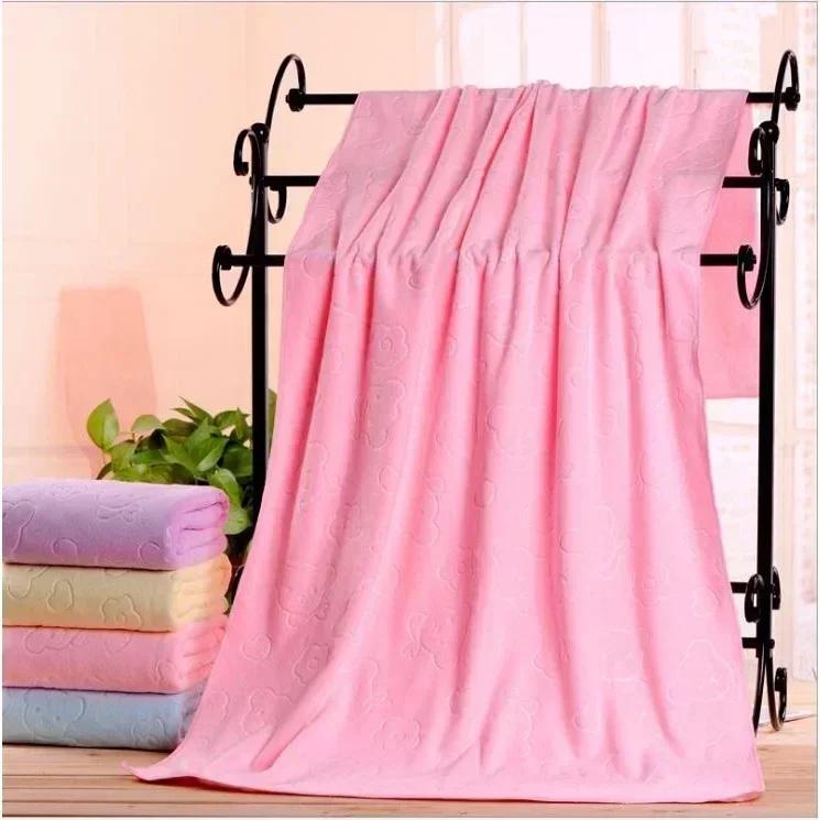 Home Goods Monochrome microfiber bath towel with embossed bear 70*140, absorbent, thickened, soft, embossed bath towel