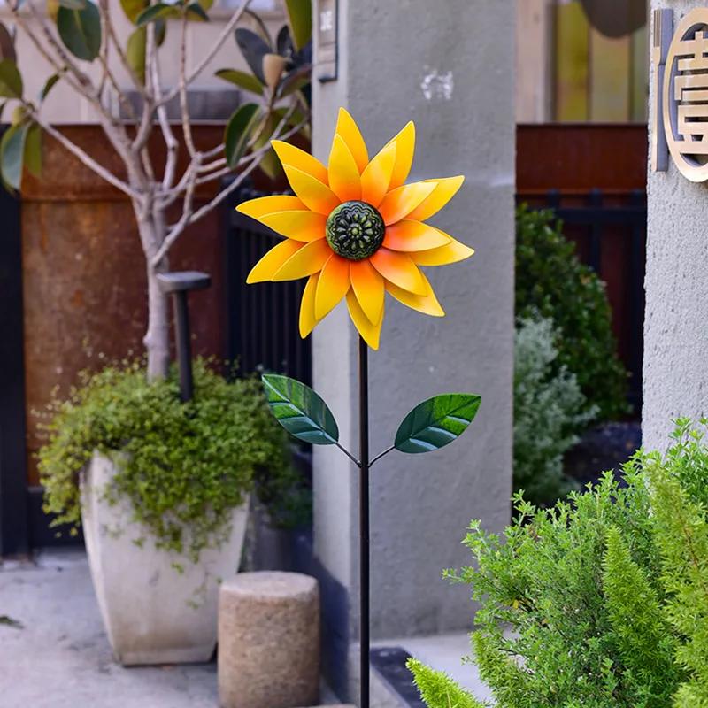 Garden Windmill Spinner Metal Sunflower Flower Model Decoration Outdoor Garden Courtyard Standing Lawn Flower Climbing Support