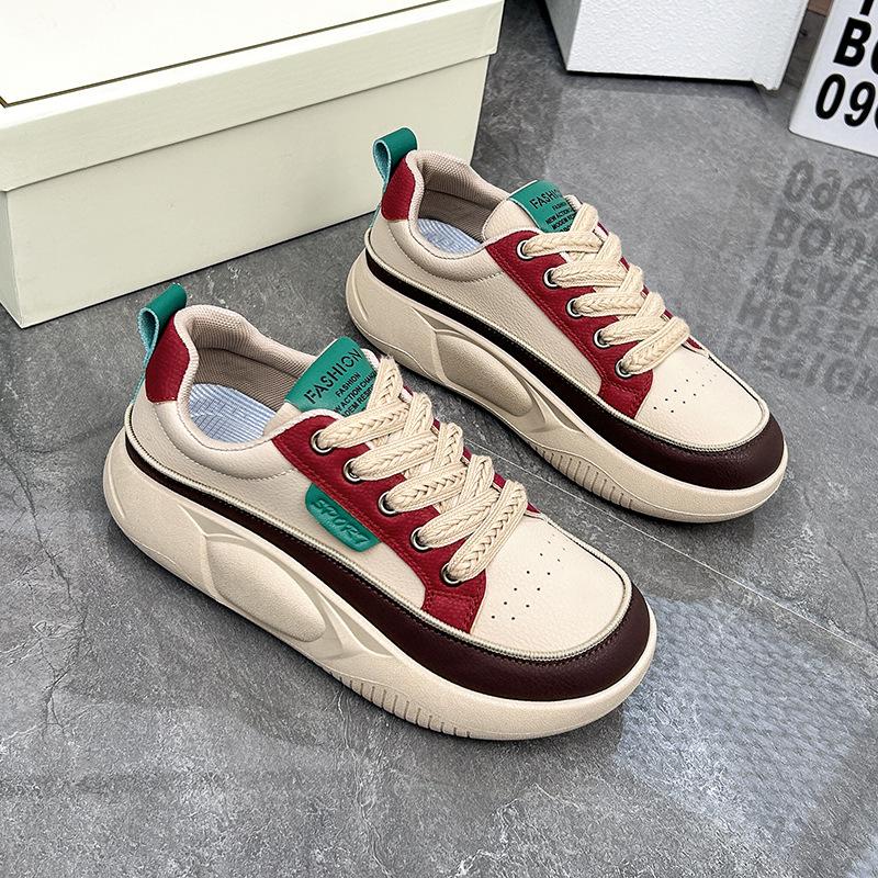 

Жіночі модні кросівки на платформі Зручне повсякденне взуття для прогулянок на скейтбордингу Кросівки зі штучної шкіри Легке спортивне взуття на плоскій підошві для жінок 40 коричневий