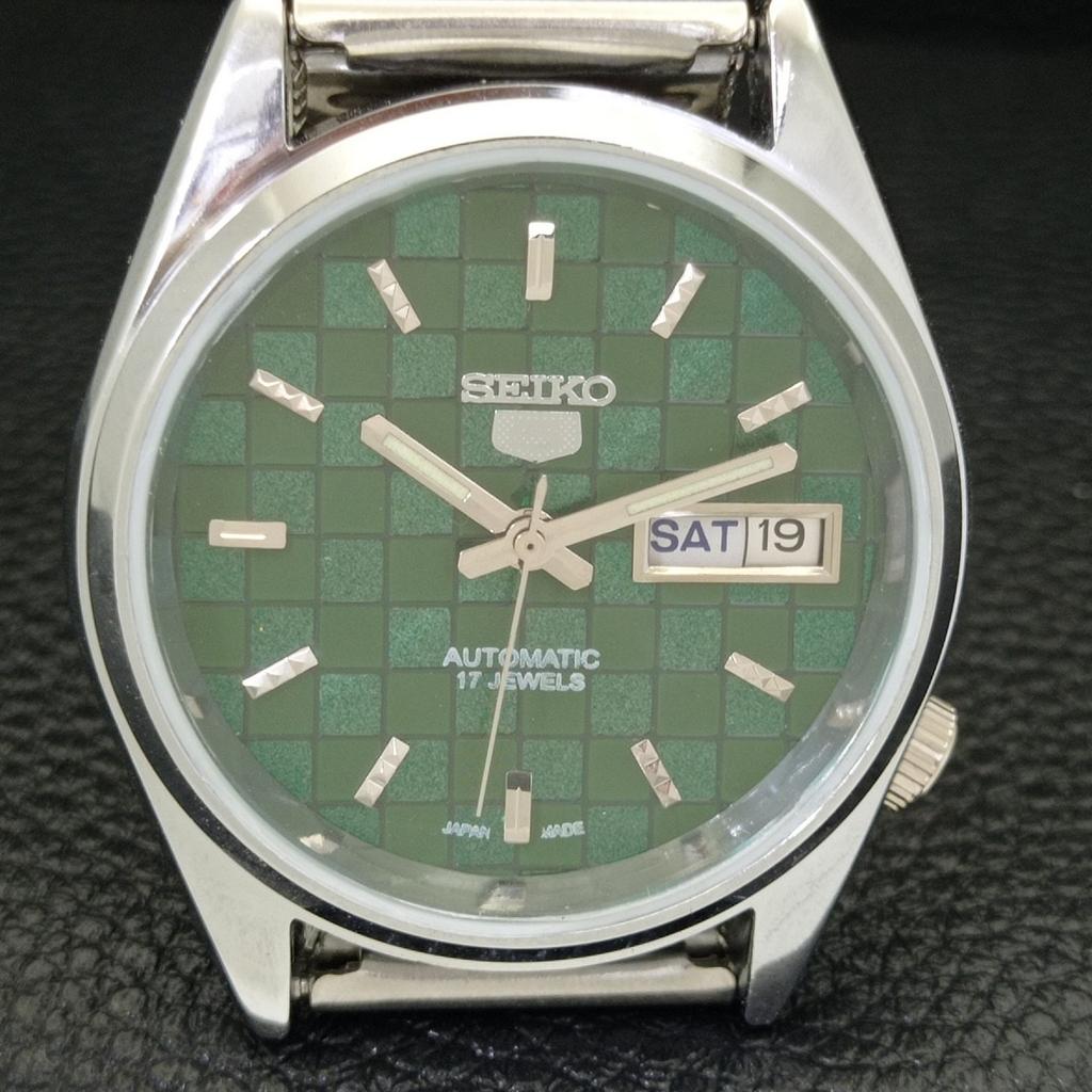 JAPAN VINTAGE SEIKO 5 AUTOMATIC REFURBISHED MENS GREEN DIAL WATCH a440408-4 Sk-a440408