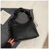 Large capacity bag women's spring and summer 2025 new fashion shoulder bag pleated texture child and mother bucket commuter tote bag