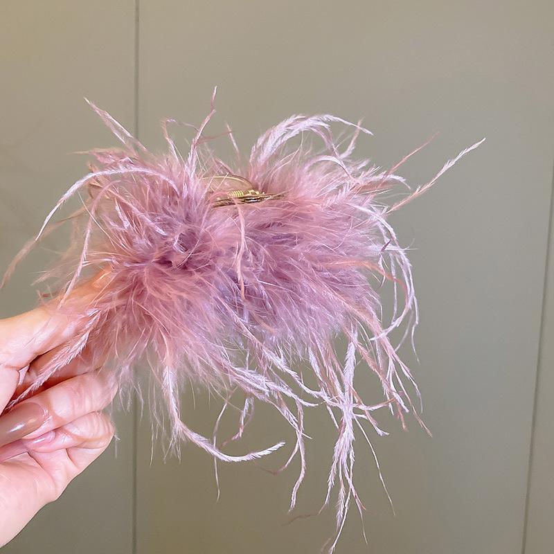 Design Ostrich Feather Grab Clip New Internet Celebrity Ins Wind Back Head Disc Hair Shark Clip Personalized Hair Accessories