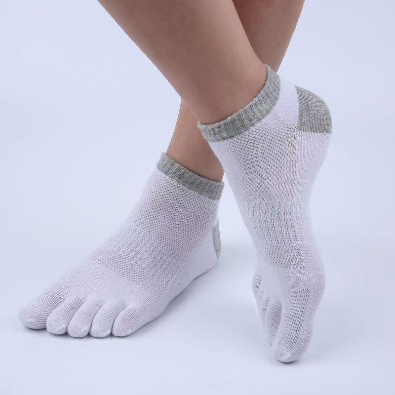 

10 Pairs Men s Summer Cotton Five-Finger Socks - Free Shipping, Thin, Breathable, Sweat-Absorbent, and Short Tube Design One Size белый