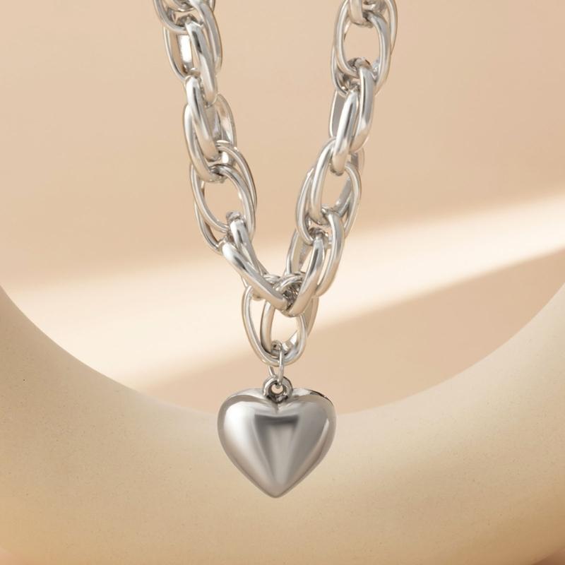 High Quality Punk Big Heart Pendant Necklace Women Fashion Statement Chunky Heavy Chain Fashion Jewelry Punk Thick Chain