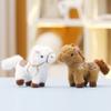 Plüsch Pony Schlüsselanhänger mit weichem kurzem Plüsch für Kinder und Sammler