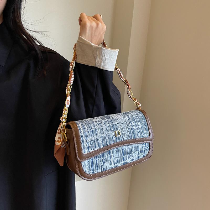 Autumn and Winter New Niche Design Contrasting Color Small Square Bag Versatile Single Shoulder Oblique Span Women's Bag