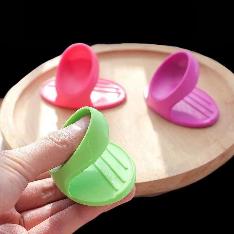 2/4/6/10pcs Random Color Silicone Insulated Finger Covers Insulated Gloves Nonslip Microwave Oven Hand Protector Kitchen Tools