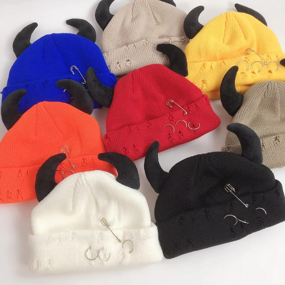 Personality With Devil Horns Winter Knitted Beanie Warm Pin Decoration Distressed Skull Cap Solid Color Funny Dome Hat Unisex