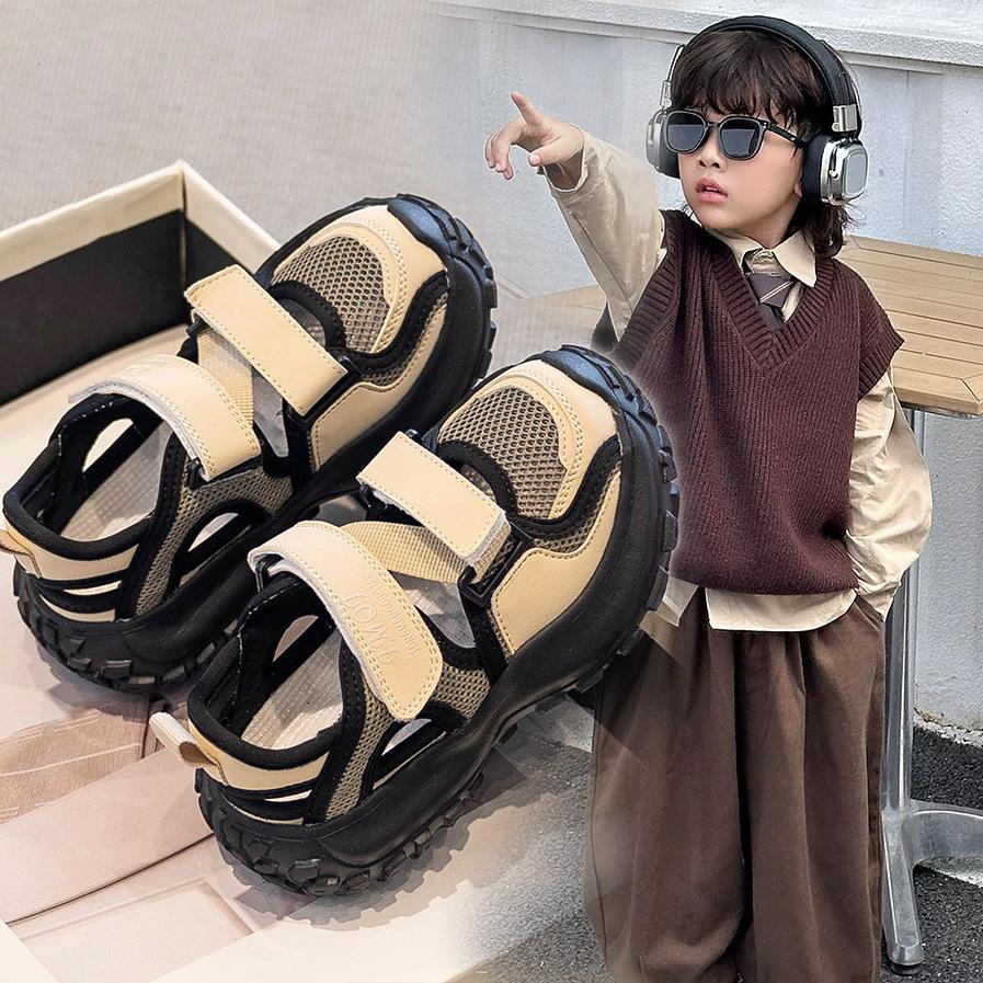 

Спортивные сандалии для девочек лето 2025 новые популярные детские сандалии с закрытым носком обувь для детей старшего возраста полые женские сокровища летние модели 37 inner length 23cm чёрный