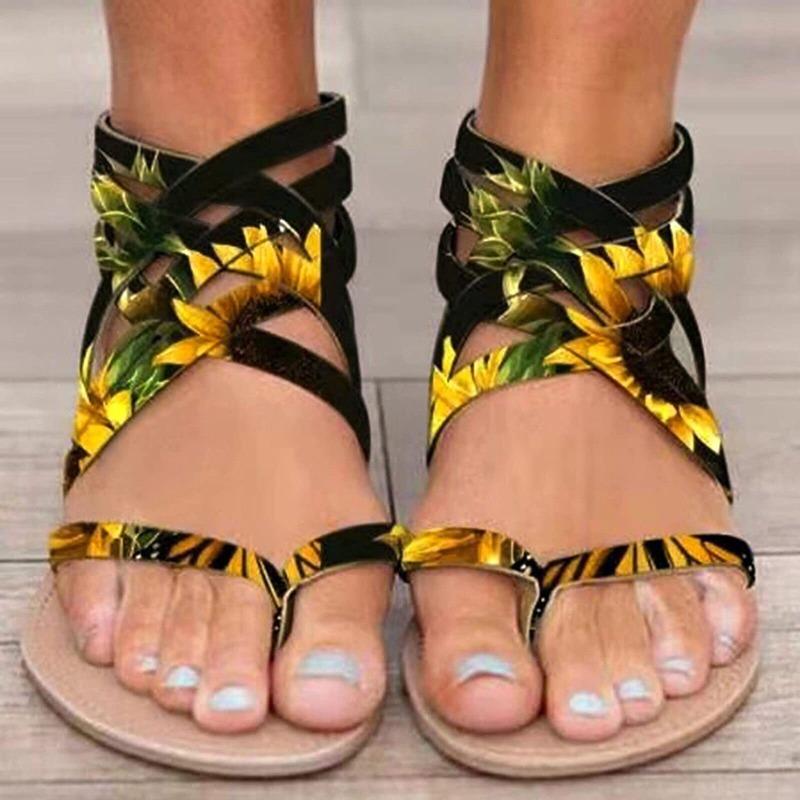 Flat-soled sandals women's woven toes women's sandals hollowed-out beach sandals women