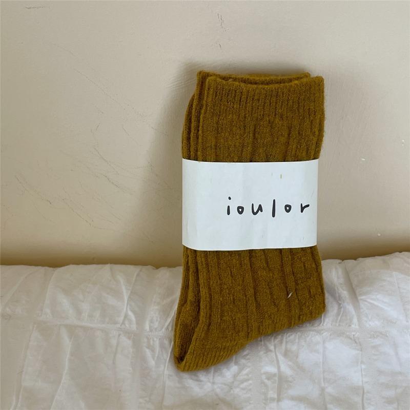 Ladies Winter Warm and Thick New Linen Pattern Solid Color Wool Tube Pile Socks