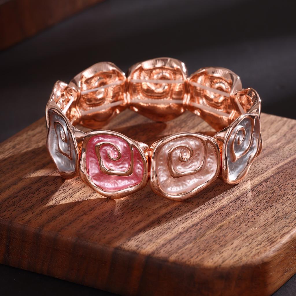 New Color Oil Geometric Rose Elastic Bracelet Fashion Premium Ladies Versatile Alloy Bracelet