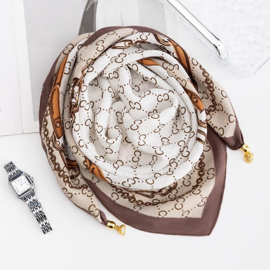 Women's Magnetic Buckle Cotton Scarf - Stylish, Lightweight, Comfortable Neck Protection
