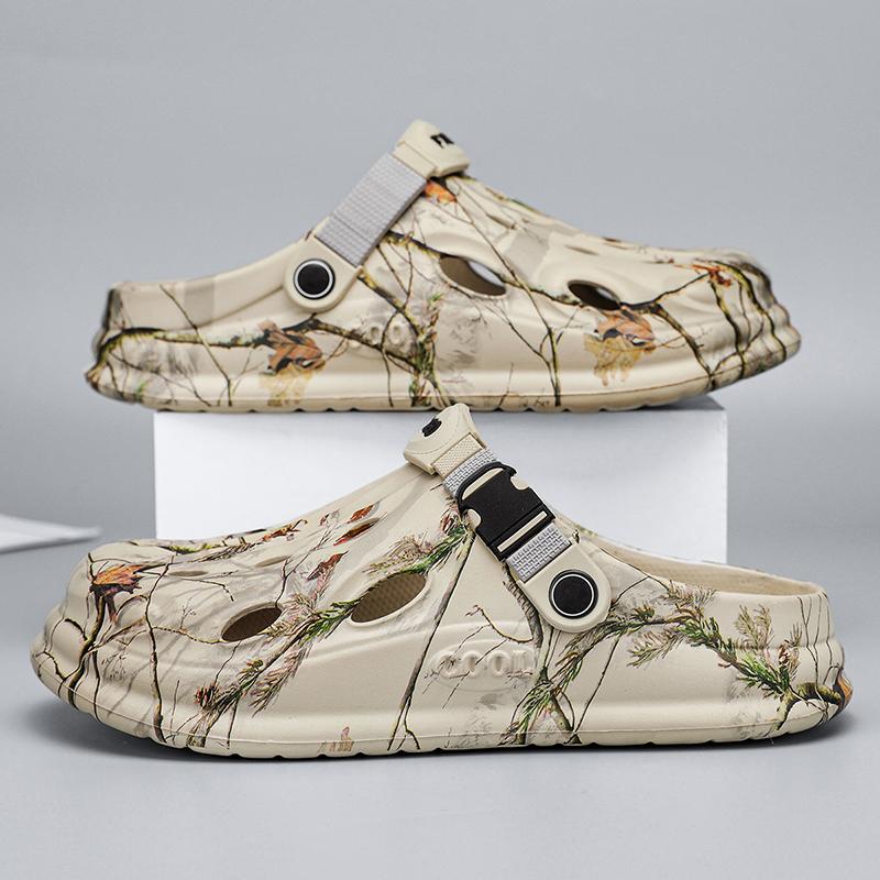 Fashion Summer Men Hole Shoes Clogs Fashion Garden Shoes Comfortable Soft Sole Outdoor Slippers Indoor Men's and Women's Beach Shoes