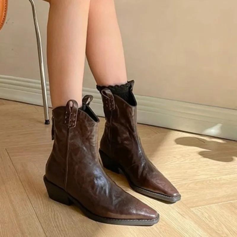 Fashion Stylish Pointed Toe Booties 2025 Fall Vintage Block Heel Pleated Rear Zipper Non-Slip Wear-Resistant Low Heel