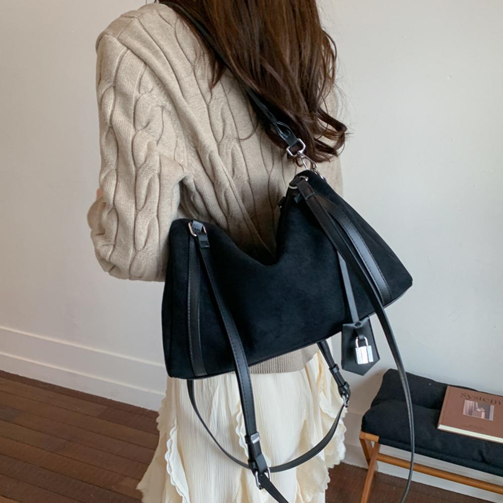 Vintage Matte Leather Crossbody Bag Large Capacity Shoulder Tote Simple Women Pack Fashi Style Bag For Commute Daily Use