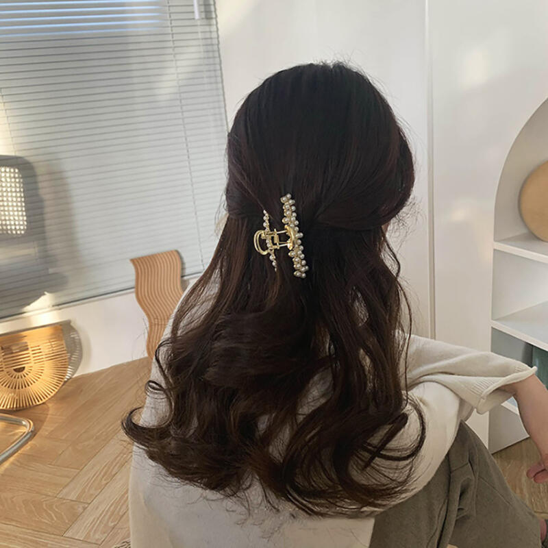 Gold Pearl Metal Updo Half-Bob Clip Hairpin gold