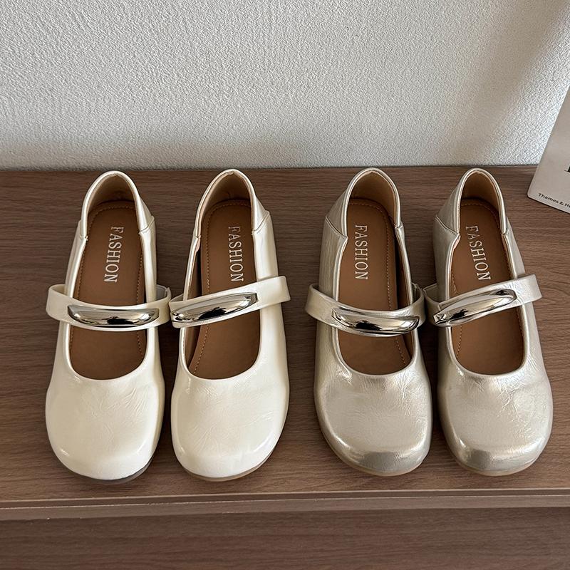 Fashion European Goods All-match Niche Literary Style Metal Flat Mary Jane Shoes Women's 2025 Spring New Round Toe Retro Single Shoes