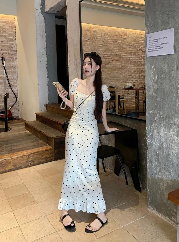 French square neck bubble sleeve dress women's summer new gentle temperament coffee break dress waist and thin long dress