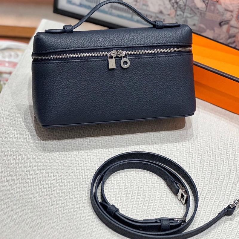 2024 Women's Trendy Versatile Cowhide Shoulder & Crossbody Lunch Bag for Business & Commuting