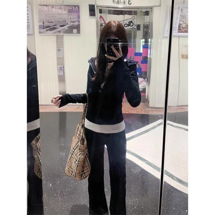 Spot Black Slim Fit Waist-Cinched Hooded Sweatshirt for Women, Autumn New Style, Slimming & Versatile Fall Wear.