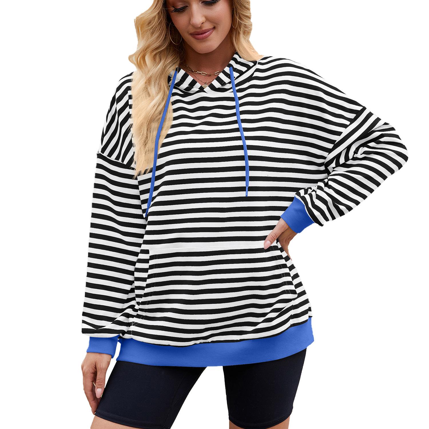 Осенне-зимняя женская толстовка с капюшоном в полоску — фото 11