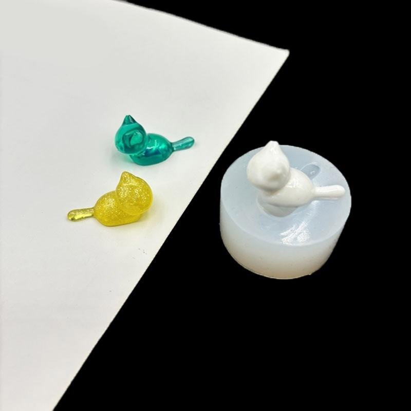 Handmade Silicone Sitting Cats Mold For Resin Jewelry Making With High Detail Crafting And Easy Release Designs Mould