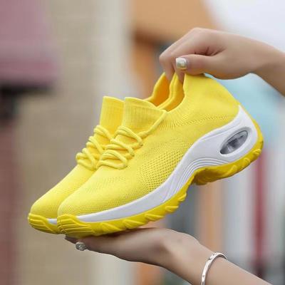 Női járócipők Slip on Fűzős tornacipők Hálós légpárnás platform Alkalmi futócipők Légáteresztő edzőcipők Könnyű tornacipők