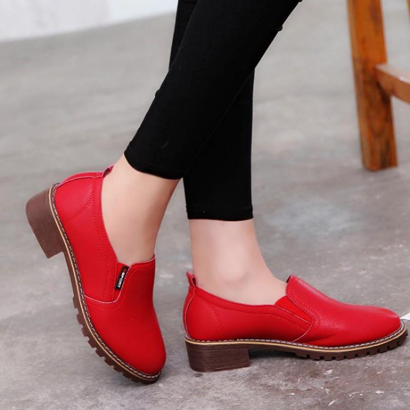 Women PU Leather Shoes Slip-on Flat Loafers Perfect for Casual Outfits