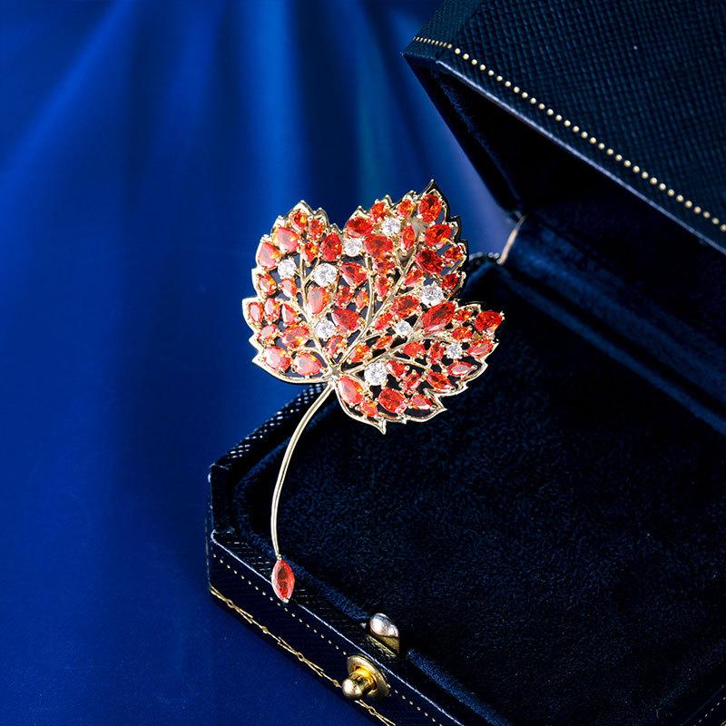 

Креативная мода Атмосферный лист Одежда Булавка Пальто Костюм Аксессуары Мода Элегантный Кленовый лист Брошь оранжевый