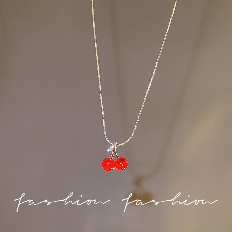 Butterfly zircon titanium steel necklace versatile niche light luxury collarbone chain with jewelry wholesale