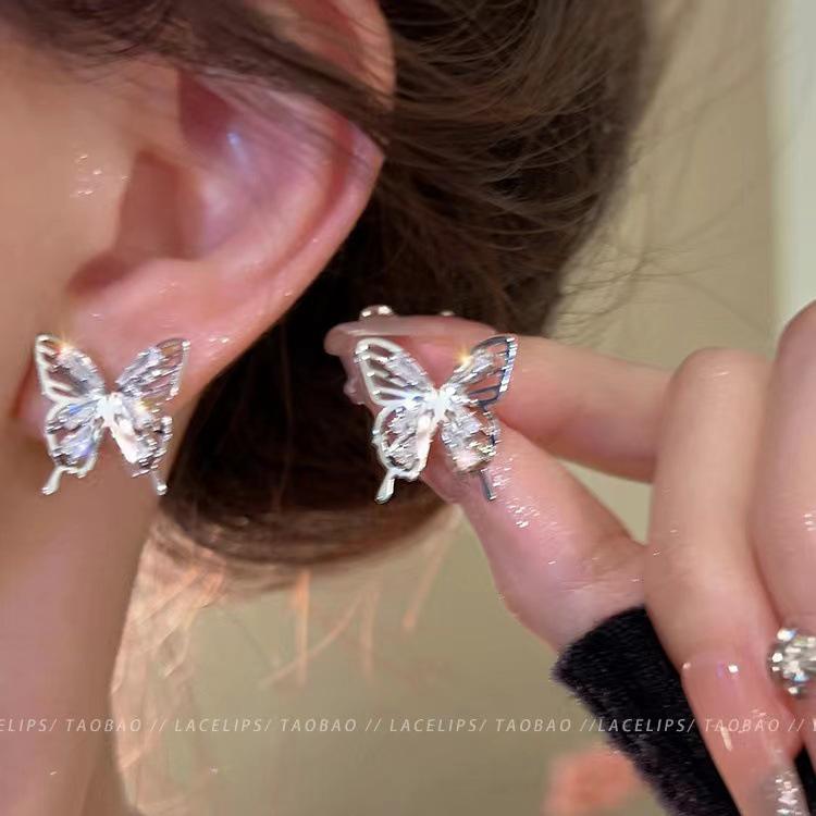 

2025 Изысканный нишевый дизайн Простые роскошные серьги для женщин - Универсальные серьги-гвоздики высокого класса