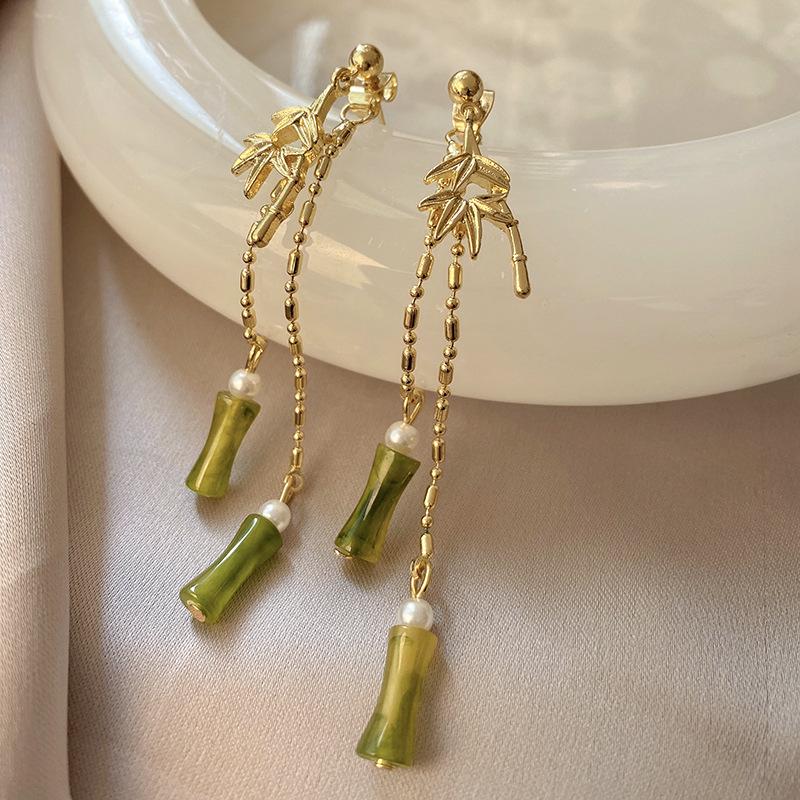 

Olive Green Tassel Bamboo Earrings: Women s Chinese Style, Qipao-Inspired Leaf Ear Cuffs