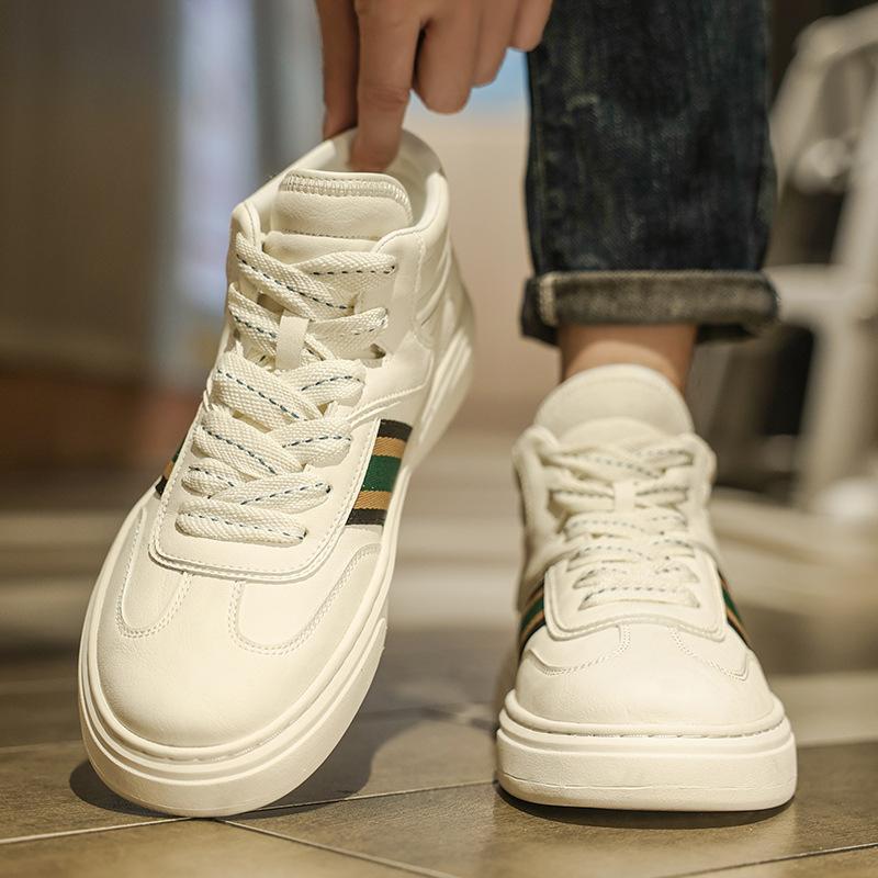 New Shoes for Men Leather Casual Shoes Spring White Striped Flat Skateboard Shoes Youth Trend Leather Sneakers