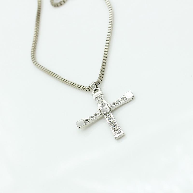 Cross Necklace Pendant for Men Friend Gift Fashion Jewelry