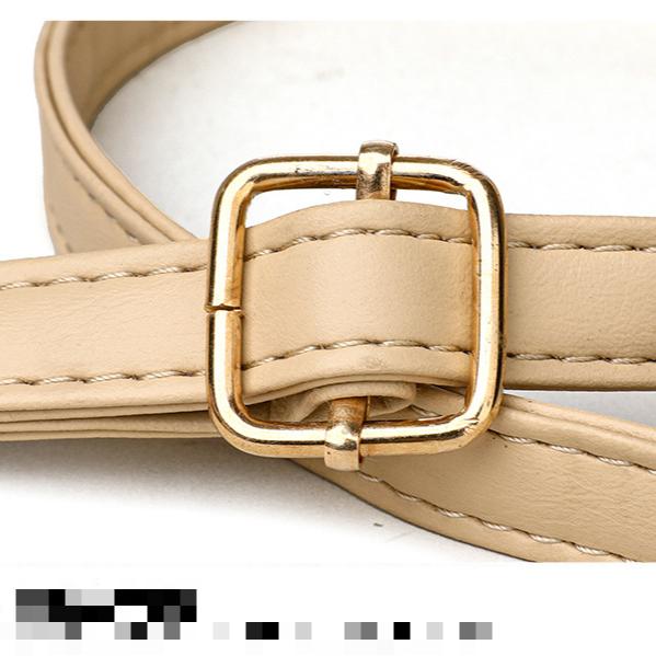 Атмосферная женская сумка-мессенджер — фото 13