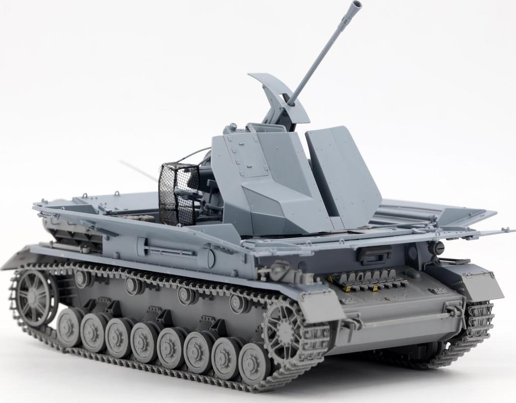 Border Model 1/35 German Army Anti-Aircraft Tank IV 3.7 Flak Mebelwagen Plastic Model BT007