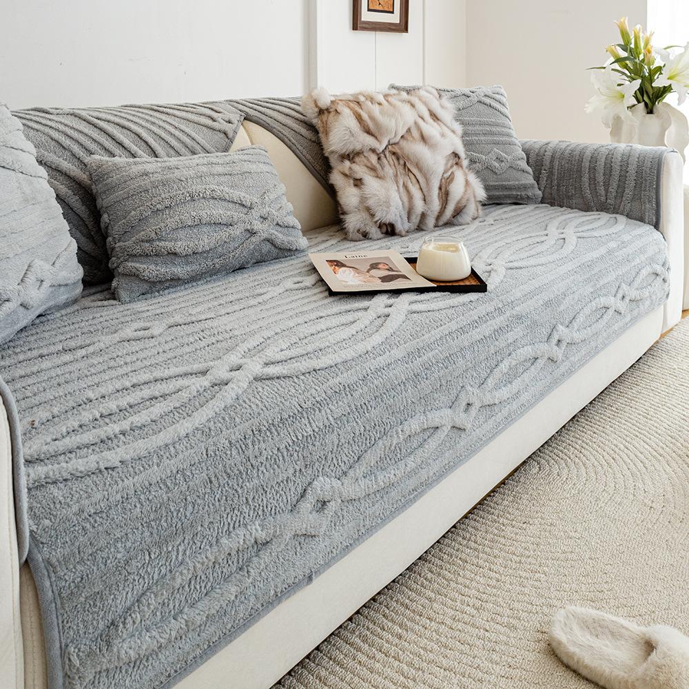 Luxurious Plush Non-Slip Sofa Mat Simple Modern Autumn and Winter Warm Sofa Towel Covers Nordic Solid Color Jacquard Sofa Cover