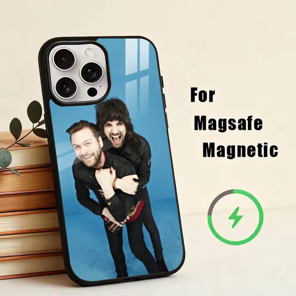 KK-Kasabian Phone Case For iPhone17,16,15,14,13,12,11 Plus,Pro Magnetic For Magsafe Wireless Charging