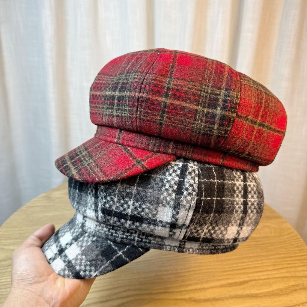 Red Plaid Woolen Octagonal Hat for Women, Autumn and Winter British Retro Beret, New Vintage Newsboy Cap