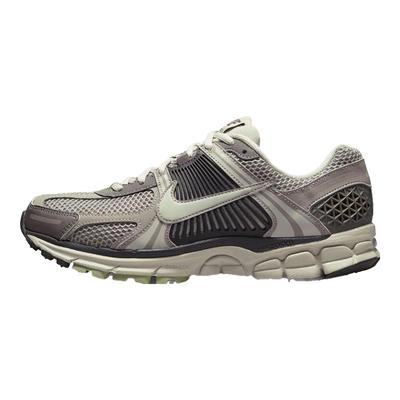 Zoom Vomero 5 Sneakers