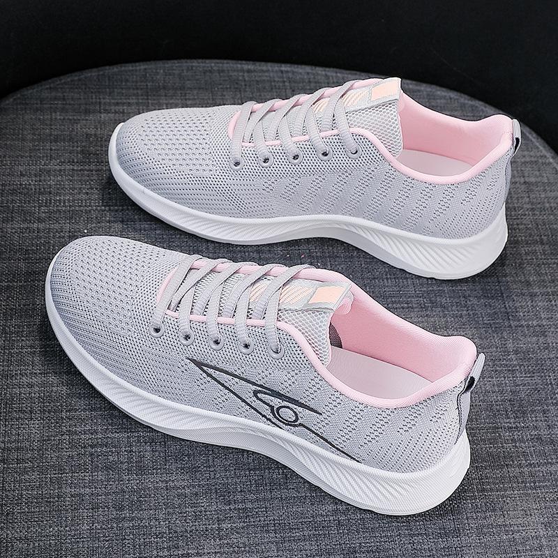 2026 summer new breathable fly-woven sports shoes women's versatile fly-woven mesh flat bottom lightweight hollow running shoes women