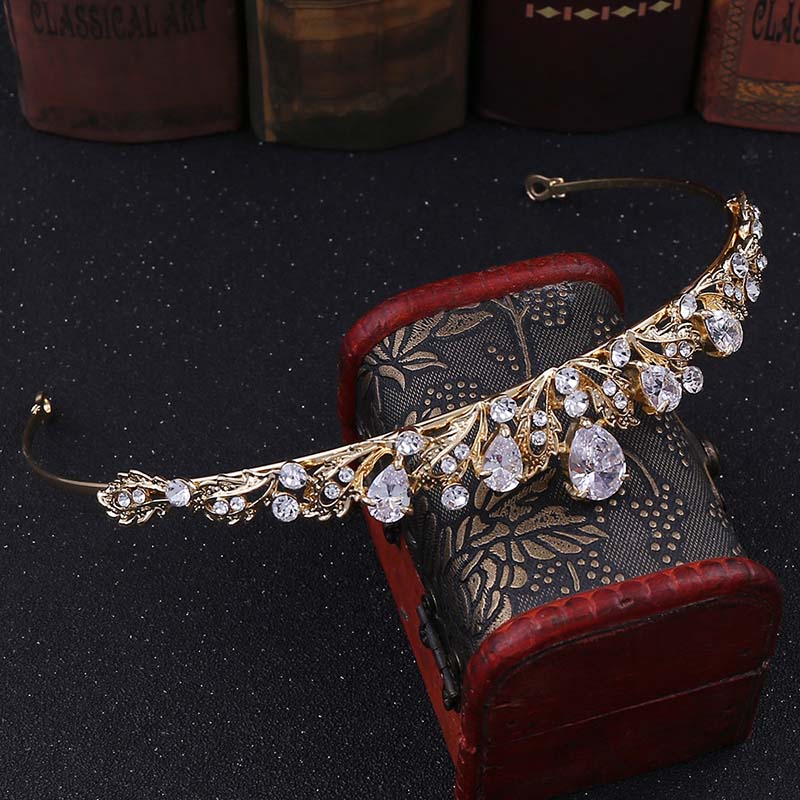 Wedding Tiaras Hair Accessories For Women Baroque Imitation Pearl Crowns Shiny Rhinestone Headwear Bridal Charming Hair Jewelry