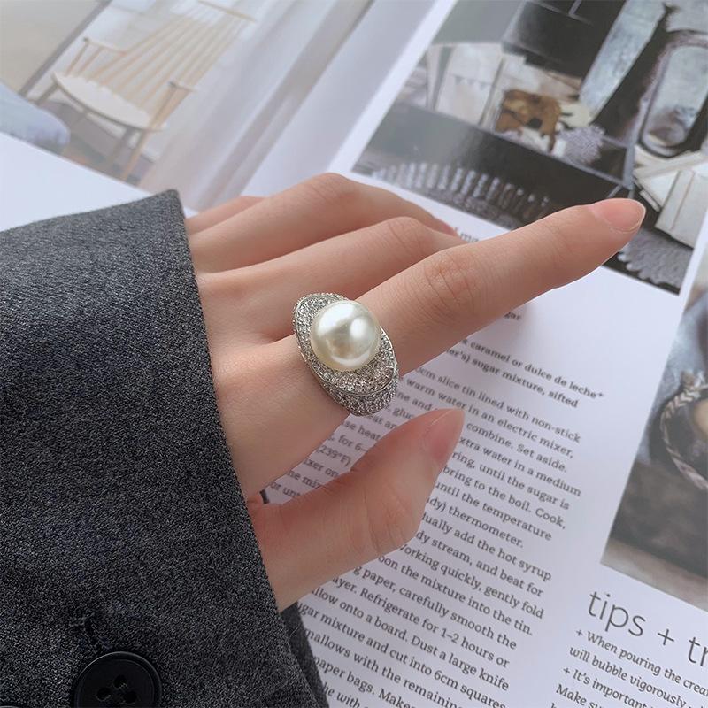 Jewelry Copper Platinum Plated Pearl Temperament Design Ring 12Mm
