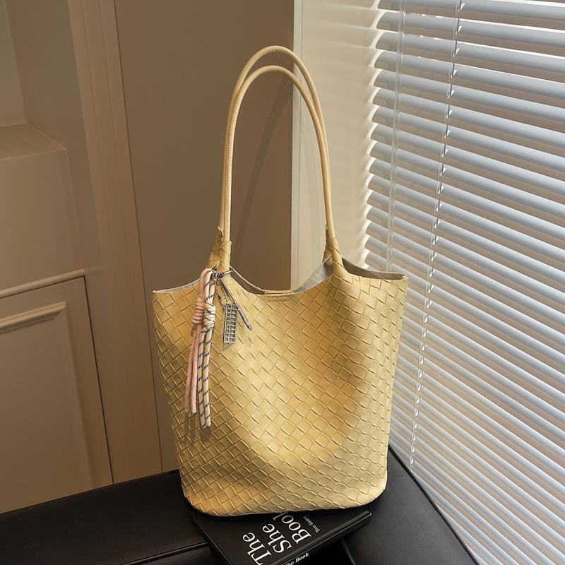 Tote Bag Large-capacity Casual Single-shoulder Underarm Bag Commuter Bag