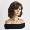 Parrucche Sintetiche Ondulate Marroni con Frangia, Moda Donna, Capelli Corti Soffici Ondulati, Fibra Resistente al Calore per Uso Quotidiano, Cosplay, Lolita