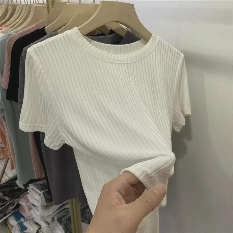 Spring/Summer Women's Striped Round Neck Slim T-Shirt - European Style, Short-Sleeved, Korean Trend