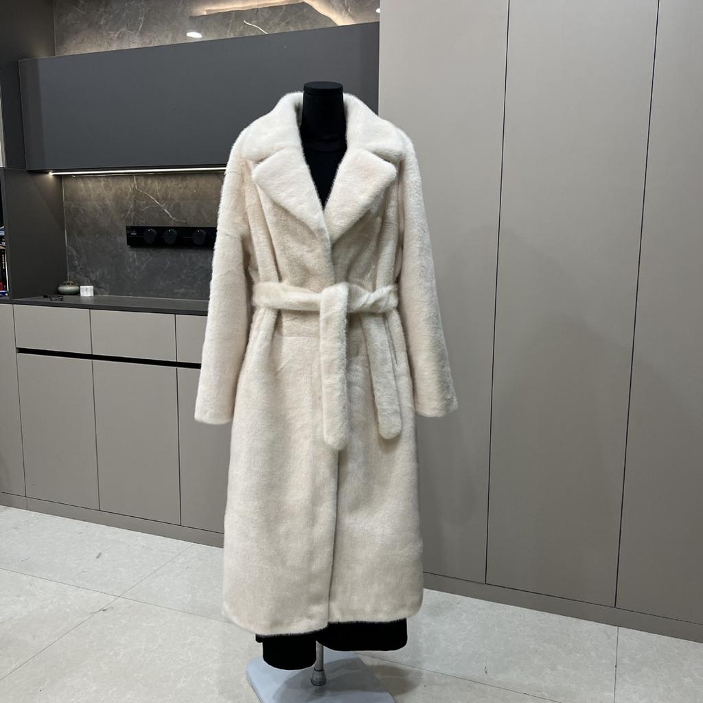 Belted Faux Mink Fur Coat Women Winter Beige Gradient Furry Fur Jacket Luxury Brand Hooded Warm Outerwear Overcoat