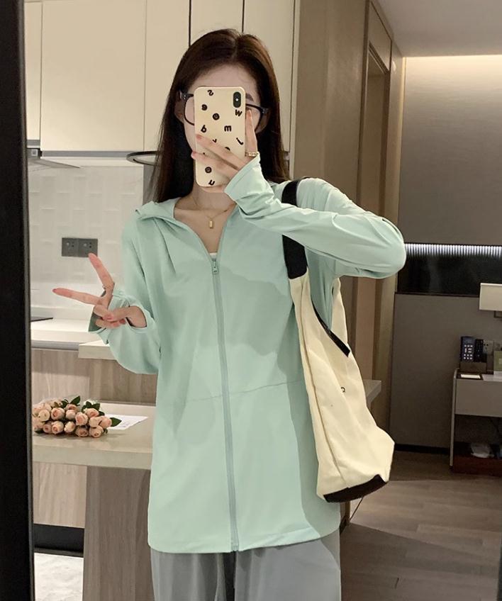 Women's Summer Ice Silk Sun Protection Jacket UPF50 Lightweight Anti-UV Hooded Coat
